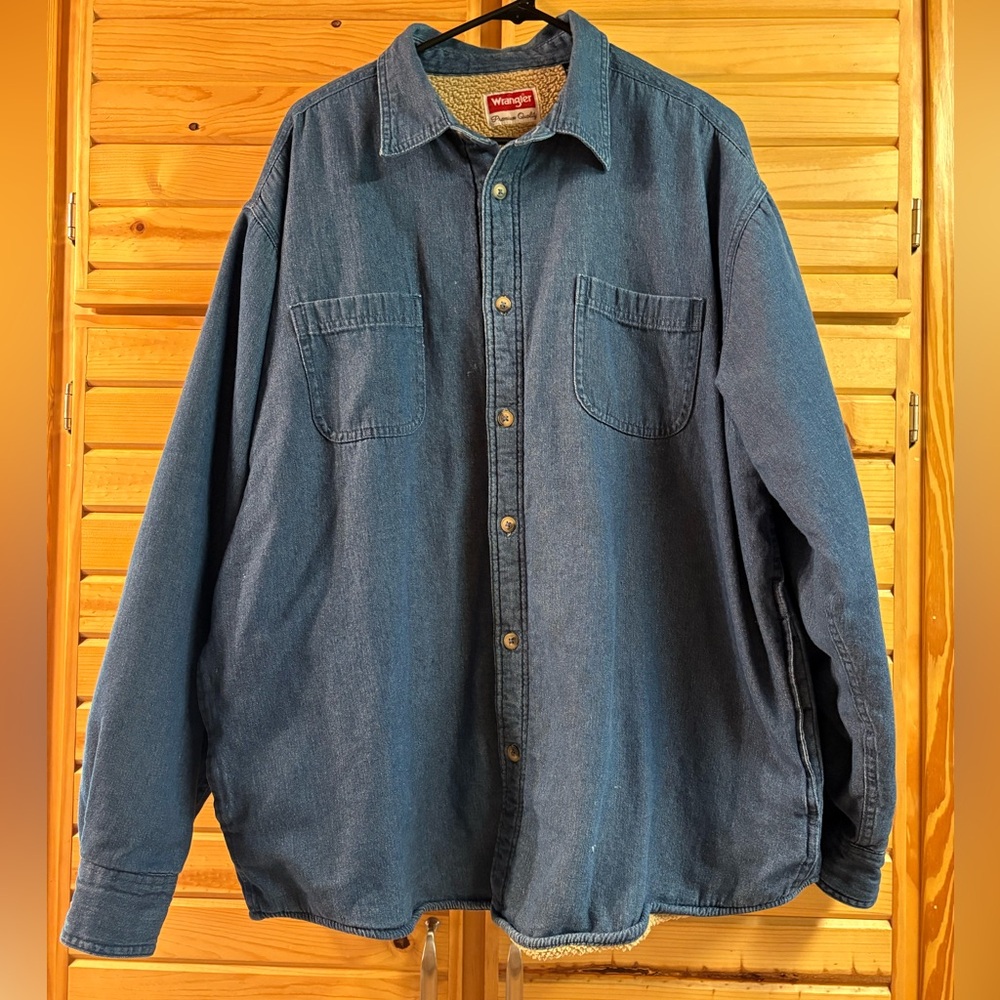 Wrangler Sherpa Lined Denim Button Up Shirt Jacket, Size XL